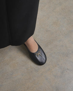 Balla Bow Pump, Black BALLA dear-frances 